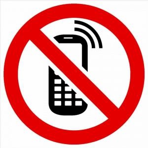 Наклейка Использование мобильных телефонов запрещено